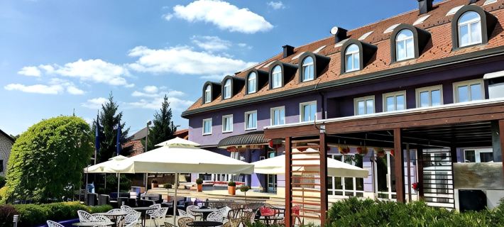 Hotel Phoenix Hotele w: City of Zagreb
