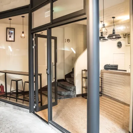 Delicate Perfume Hostel(Ruifang Station) Отели рядом с достопримечательностью «Железнодорожная станция Houtong»