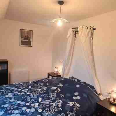 L'impasse de la colline. Opal Coast. Rooms