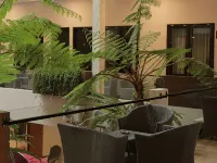 Class Premium Guest House Hotels in Sukun