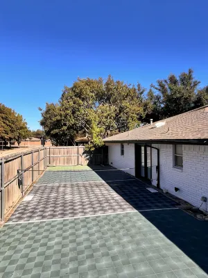 Pool, Heated Spa, Sports Court, BBQ