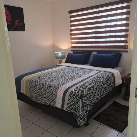 Tropical palm resort is a nice quiet and safe place to stay with friends or fam