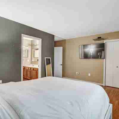 Walk to Metro-Near Washington DC-Amazon HQ-DCA Airport-Pentagon-Crystal City Rooms