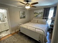 350 Price Street House....Walk to Oxford Square and Ole Miss Campus