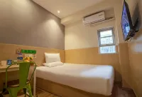 SOVIS Haihe Hotel (Shenzhen Luohu Port Guomao Metro Station Branch)