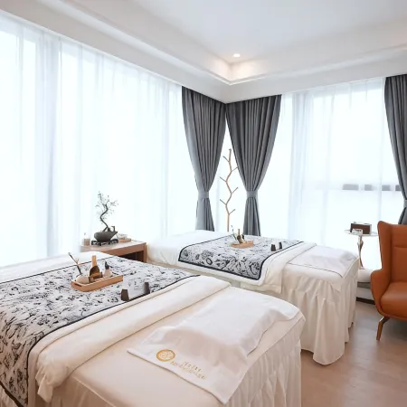 Ziggy Hotel