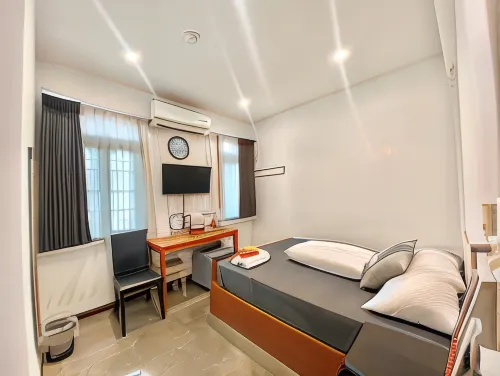 Tiny Taladnoi Hostel - 2-نجوم