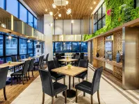 Narra Hotel Hotels near Thailand Post
