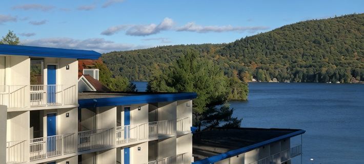 Lakefront Terrace Resort Hotels in Warren County