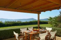 Ioli's Villas - parking