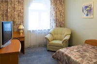 DezhaVyu Mini-Hotel - 2-Star