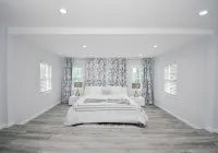 Charming renovated 3-bedroom house in serene Winsted - 4-Star
