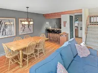 Stratton Comfort, Convenience & Private Hot Tub