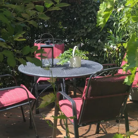 Modern Strata Montana vacation apartment with garden, underfloor heating and air conditioning