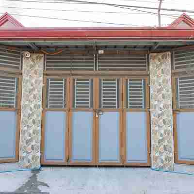 COZY Up to 16 Guest Near  Aqua Planet & Clark international Speedway Hotel Exterior