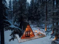 Mt. Rainier Luxe A-Frame: Hot Tub, Sauna, Firepit with King Size Bed Lafa Cabin