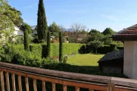 Geneva Cologny les pins