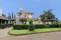 Villa ChavaMinerva Aries Ciater with Private Pool