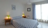 Very quiet, 437 yards away from a large sandy beach - 3-Star