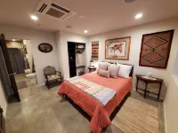 Matanah Meadows Farm, House Great for 2 Families, Sequoia National Park and Farm - Balkoner
