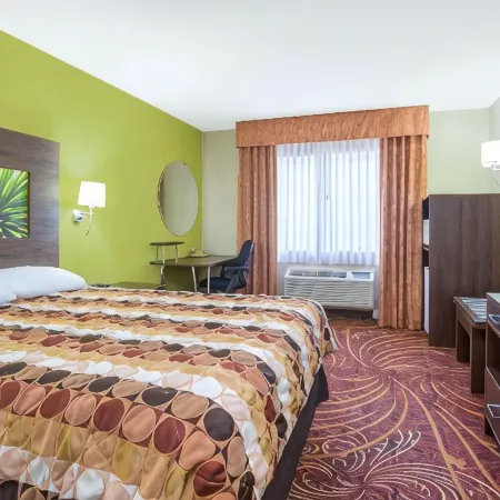 Super 8 by Wyndham Portales