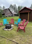 Granite Lake Chalet - waterfront Temagami/Hot Tub - 2 tähden