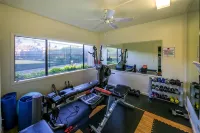 It's All about the View! Oceanfront, A/C, Elevator - ジム