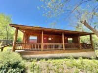 Gone With The Wind #47 New cabin to VRBO walking distance from courthouse square