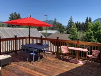 Historic Glacier Getaway~20 mins to Glacier National Park and 10mins to airport!