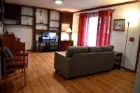 Charming 3-bedroom home in Mt Pleasant near colleges, Casino and children parks - Wifi