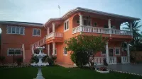 Beautiful 3 bedroom modern home