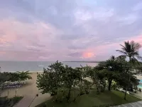 Playa Dorada: Cozy family friendly beachfront 3 bedroom /3 bathroom apartment.