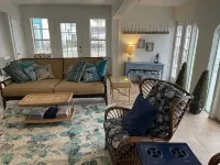 BEAUTIFUL LAKE HAMILTON COTTAGE - GREAT LOCATION, GREAT VIEWS - ADORABLE  3BD/3B - Wifi