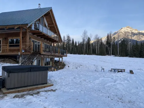 Field of Dreams, the brand new log cabin retreat w/ spectacular mountains views! - Chalets