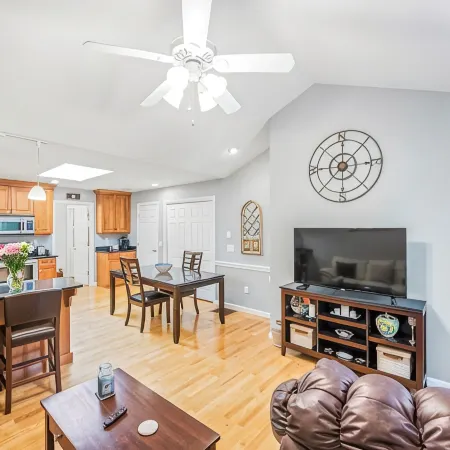 Private Guest House Near the Beach • 1Br / 1.5BA
