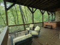 Creekside Cabin - Private 20 Acres with Pond & Creek