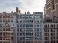 Hotel Henri NY Отели рядом с достопримечательностью «Гремерси»
