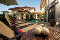 Villa Antigua, Jaco's Premier Luxury Beach Estate - مسبح خاص