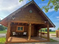 Yellow Banks Log Cabin With Waterfront Views