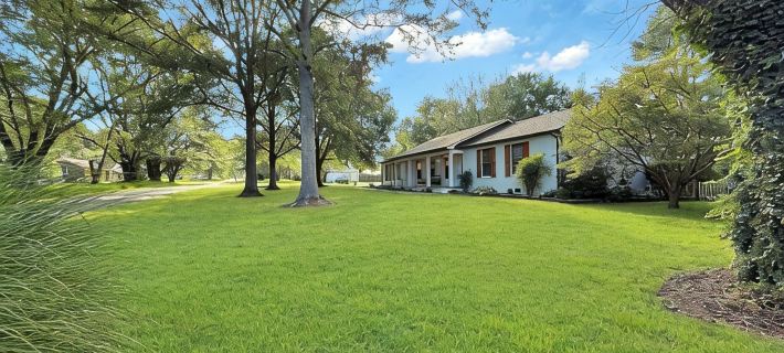 3-BR 8 Guests Modern Ranch on 1/2 acre カロウェイのホテル