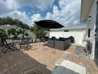 Only 4 bedroom with a view of Main Street located in the Downtown Core District - 3 estrellas