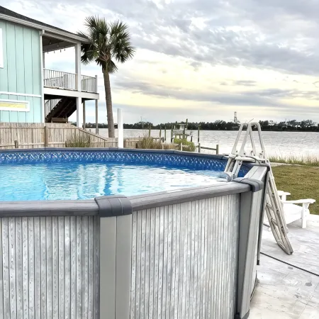 3 Bed 2 Bath Pool Home Andrew’s Island. Dolphin Views from Dock!