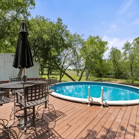 Charming private 3-bedroom Ranch with WiFi, AC, Pool in picturesque Princeton