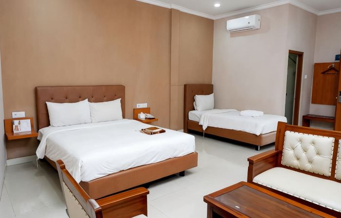 Mr. J Hotel