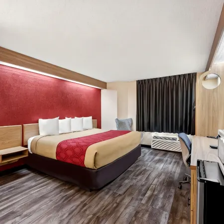 Econo Lodge London North