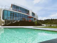 Grapple Hotel & Spa - Pools
