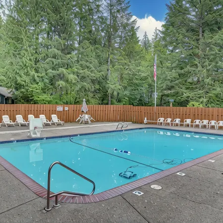 Mt. Hood Alpine Chalet w/ hot tub, kid & dog friendly