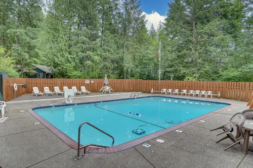 Mt. Hood Alpine Chalet w/ hot tub, kid & dog friendly