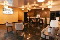圖卡內斯廣場酒店 酒店