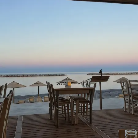 Xristinas Seaside Apartments